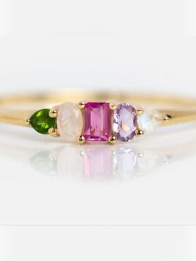 Solid Yellow Gold Acrostic "DREAM" Ring, Size 6